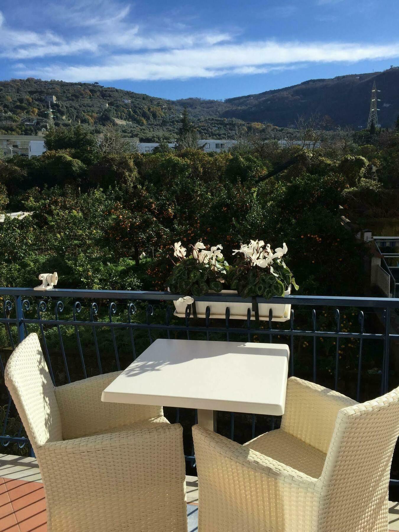 Bougainvillea Relais Sorrento Exterior photo